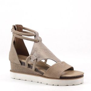 DIBA TRUE Green Clover Shoe